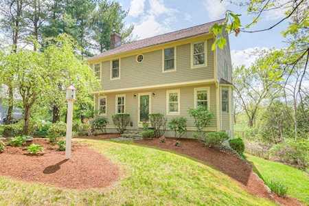 4 Apple Ridge Lane Grafton, MA 01536
