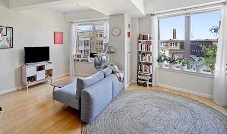 1166 Washington #V-502 Boston, MA 02118