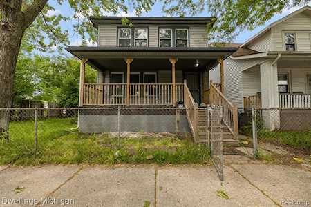 93 Le Roy St River Rouge, MI 48218