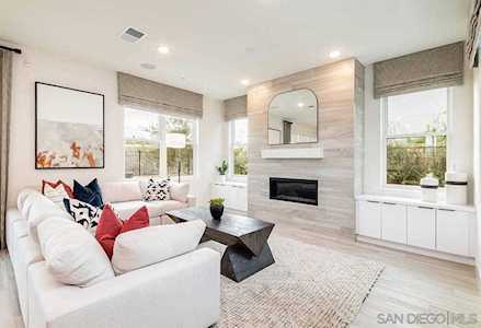 6401 Fischer Way Sendero Collection #24 San Diego, CA 92130