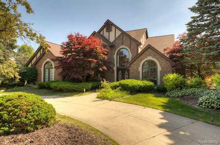 49539 Cooke Ave Plymouth Twp, MI 48170