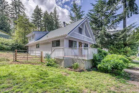 2612 194th Ave SW Lakebay, WA 98349