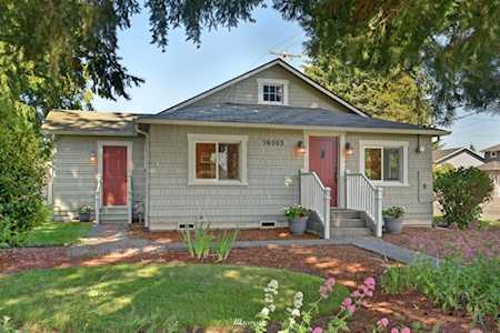 16003 15th Ave SW Burien, WA 98166