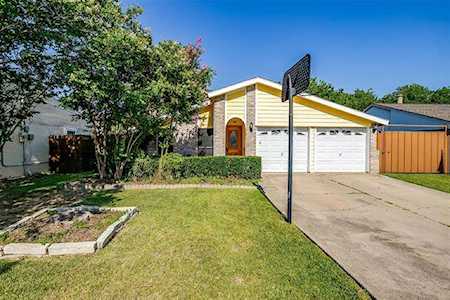 3604 High Plains Court Arlington, TX 76014
