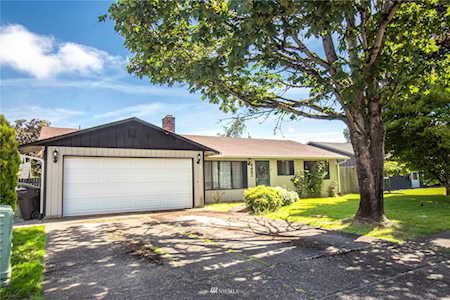 4462 Independence Ln Longview, WA 98632