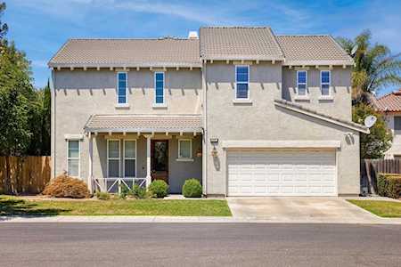 3001 Queens Gate Modesto, CA 95355