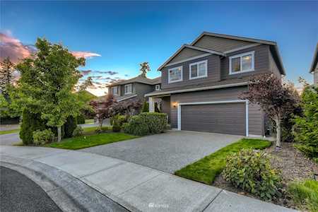 24210 SE 259th Ct Maple Valley, WA 98038