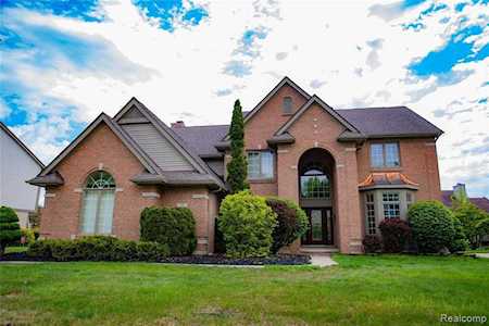 335 Merion Dr Canton Twp, MI 48188