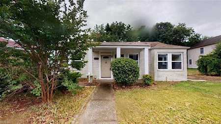 1029 Carrington Ave Virginia Beach, VA 23464