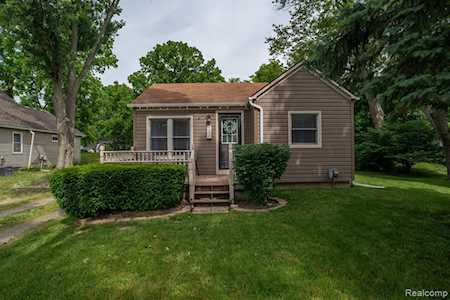 3077 York Rd Rochester Hills, MI 48309