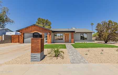 17272 N Paradise Park Dr Phoenix, AZ 85032