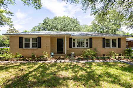 7032 Terrace Dr North Charleston, SC 29406