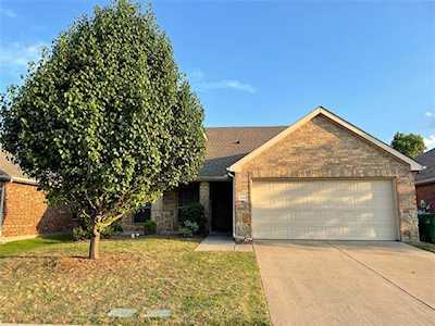 9609 Sleepy Hollow Drive Mckinney, TX 75072