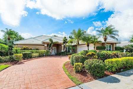 2274 Sunderland Avenue Wellington, FL 33414