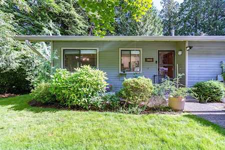 10312 NE 114th Place #D13 Kirkland, WA 98034