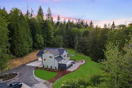 29004 SE Issaquah Fall City Rd Fall City, WA 98024