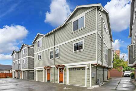 4115 42nd Ave SW #A Seattle, WA 98116