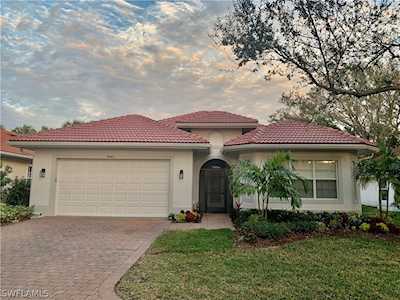 4842 S Europa Dr Naples, FL 34105