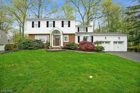 23 Gates Ave Chatham Twp., NJ 07928