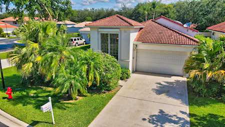 8687 Via Reale Boca Raton, FL 33496