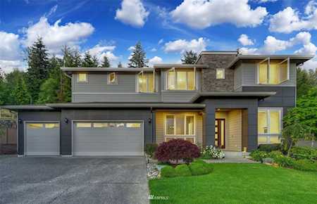 19523 58th Ave SE Bothell, WA 98012