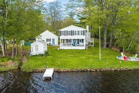 185 Georgetown Dr Barnstead, NH 03225