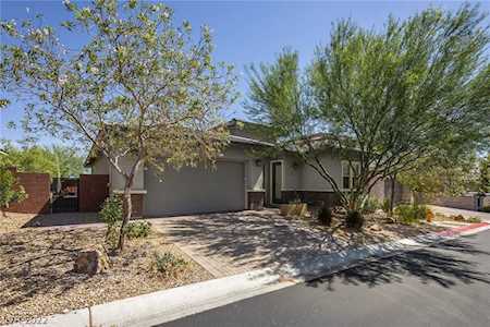 10572 Golden Light Way Las Vegas, NV 89135