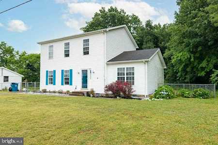 942 Hazlettville Rd Hartly, DE 19953