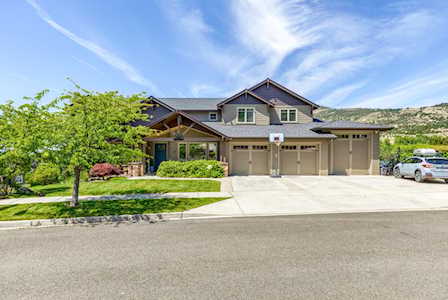 123 Monterey Dr Medford, OR 97504