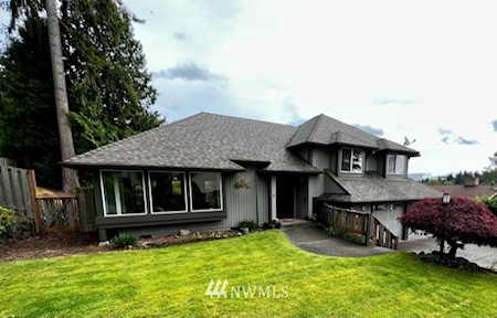 5022 58th Avenue Ct W University Place, WA 98467