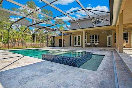 5860 Bur Oaks Ln Naples, FL 34119