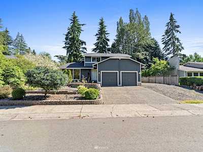 17125 NE 98th Ct Redmond, WA 98052