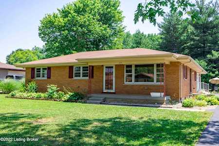 244 Dennis Dr Mt Washington, KY 40047