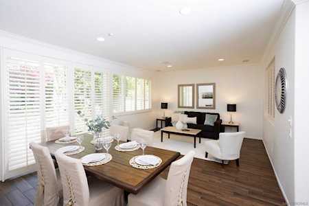 6338 Alexandri Cir Carlsbad, CA 92011