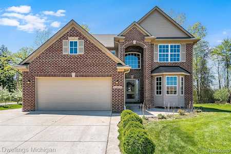11954 Golfcrest Dr Taylor, MI 48180
