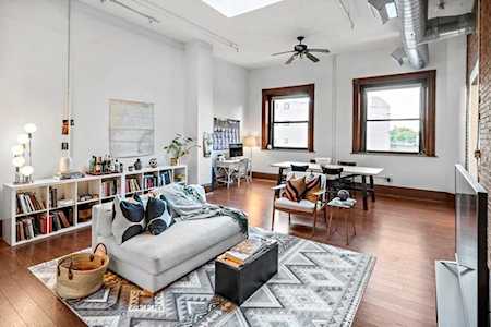70 Exchange St #305 Lynn, MA 01901