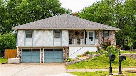 7102 Michael Ln Pleasant Valley, MO 64068