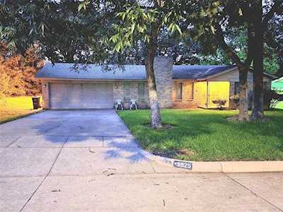 5925 Truman Drive Fort Worth, TX 76112