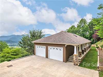 51 Masterview Ln Waynesville, NC 28786