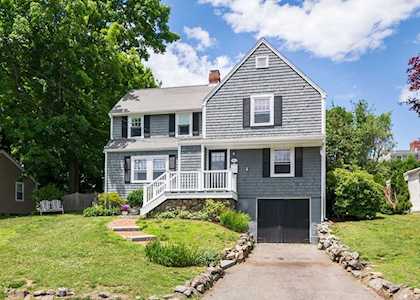 13 Bradley Park Dr Hingham, MA 02043