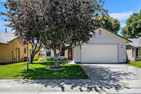 5567 N Willowlawn Way Garden City, ID 83714