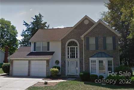 8617 Barrister Way Charlotte, NC 28216