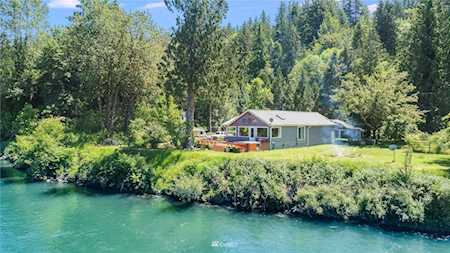 35420 SE David Powell Rd Fall City, WA 98024