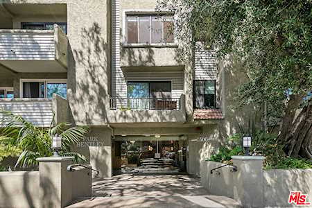 1506 S Bentley Ave Los Angeles, CA 90025
