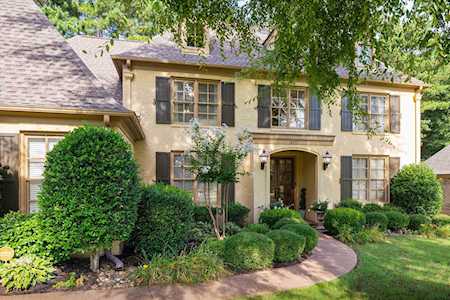 2971 Bentwood Oak Dr Collierville, TN 38017