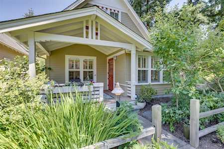 10506 128th Ave NE Kirkland, WA 98033