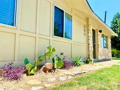 505 E Grove Street Granbury, TX 76048