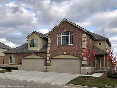 15044 Friar Ln Shelby Twp, MI 48315