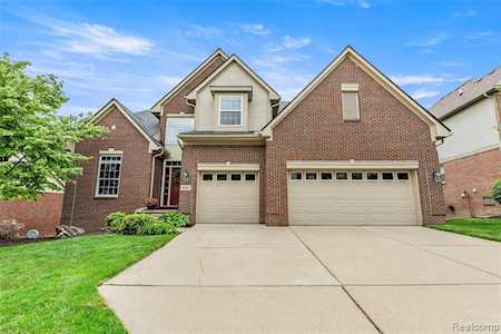 16981 Algonquin Dr Northville Twp, MI 48168