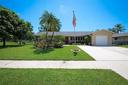 8250 W W Little Beth Drive Boynton Beach, FL 33472